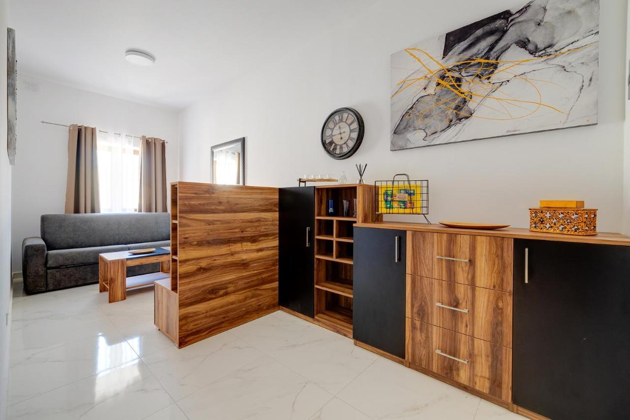 סליאמה Sir William Reid Holiday Apartments מראה חיצוני תמונה