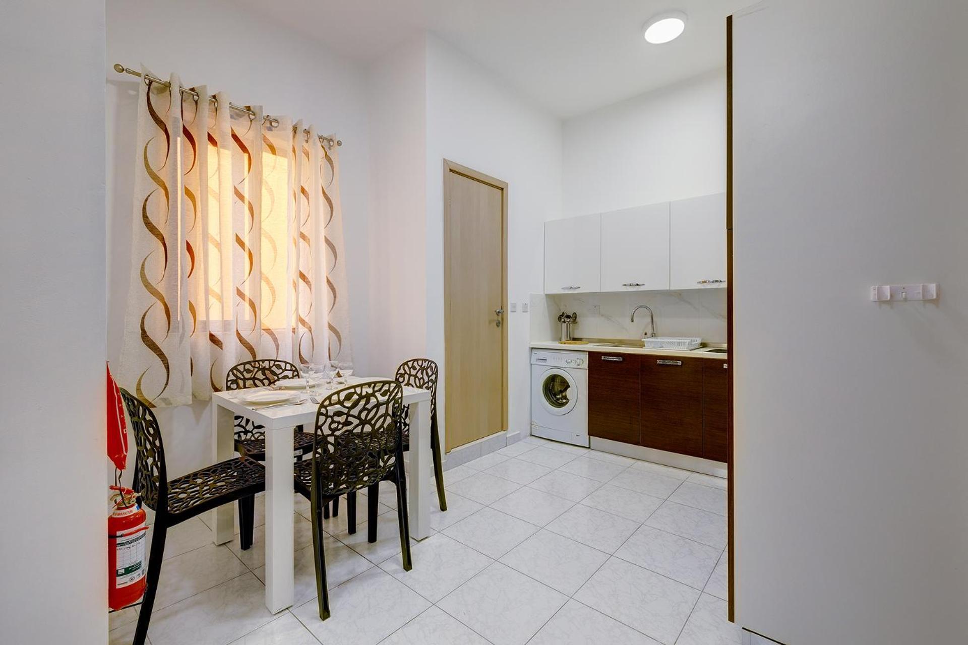 סליאמה Sir William Reid Holiday Apartments מראה חיצוני תמונה